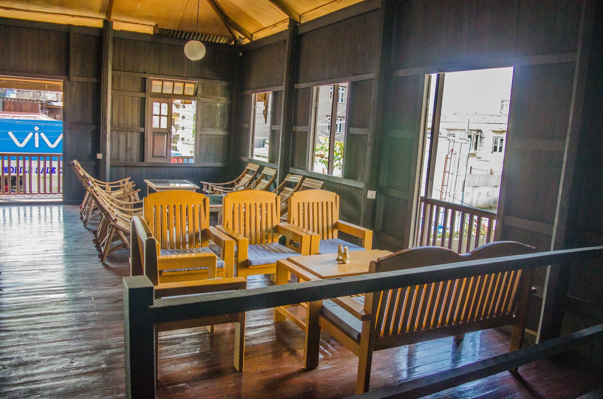 Hardwood Lodge Nyaung Shwe Εξωτερικό φωτογραφία